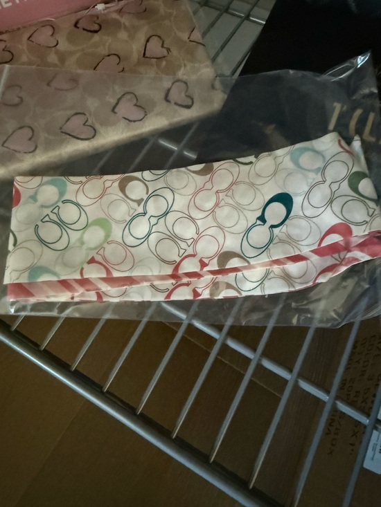 Coach reversible, silk pony scarf EUC - Picture 5 of 8
